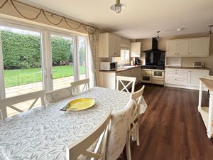 Photo 19- click for photo gallery